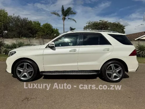 Picture of Mercedes Benz GLE 2016