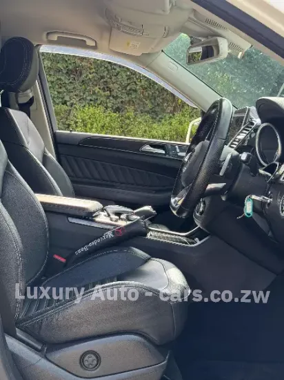 Picture of Mercedes Benz GLE 2016