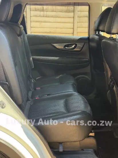 Picture of Nissan X-Trail 2017