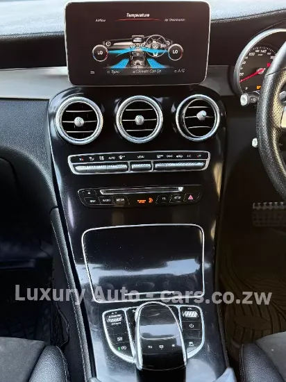 Picture of Mercedes Benz GLC 2017
