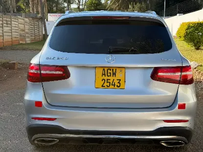 Picture of Mercedes Benz GLC 2017