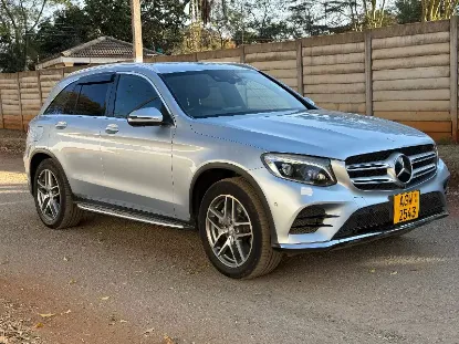 Picture of Mercedes Benz GLC 2017