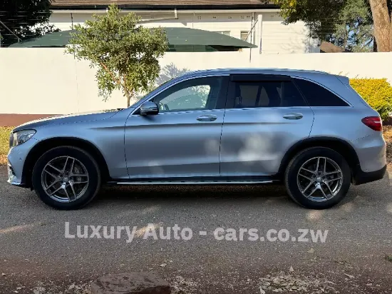 Picture of Mercedes Benz GLC 2017