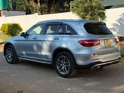 Picture of Mercedes Benz GLC 2017