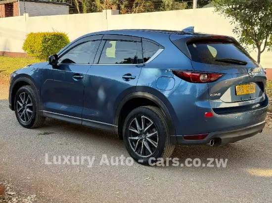 Picture of Mazda CX-5 2017