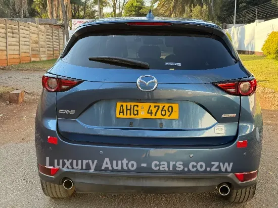 Picture of Mazda CX-5 2017