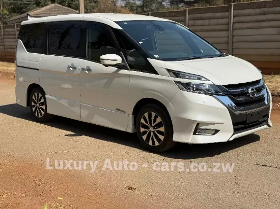 Picture of Nissan Serena 2017