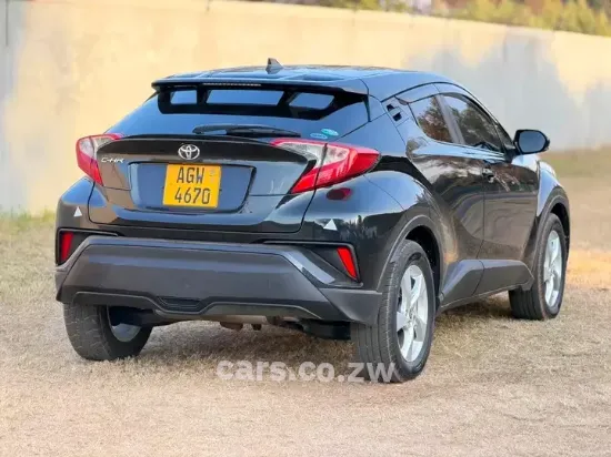 Picture of Toyota C-HR 2017