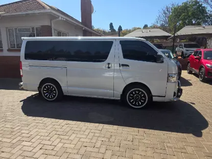 Picture of Toyota Hiace 2017