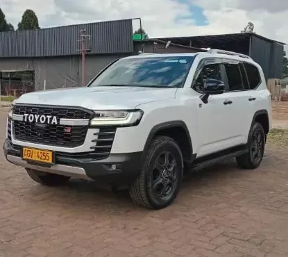 Picture of Toyota Land Cruiser 2023