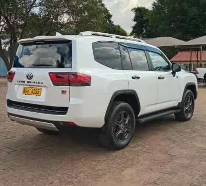 Picture of Toyota Land Cruiser 2023