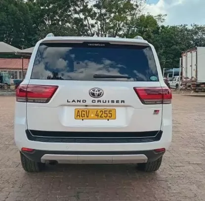 Picture of Toyota Land Cruiser 2023
