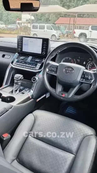 Picture of Toyota Land Cruiser 2023