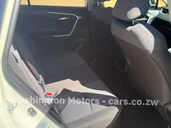 Picture of Toyota Rav4 2021
