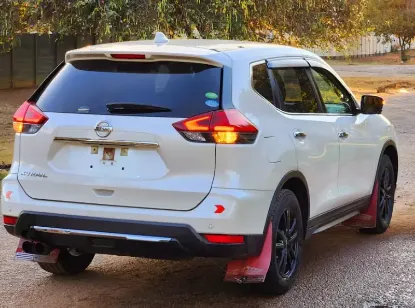 Picture of Nissan X-Trail 2019