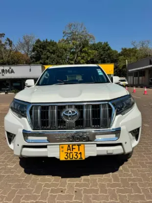 Picture of Toyota Land Cruiser 2017