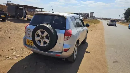 Picture of Toyota Rav4 2007