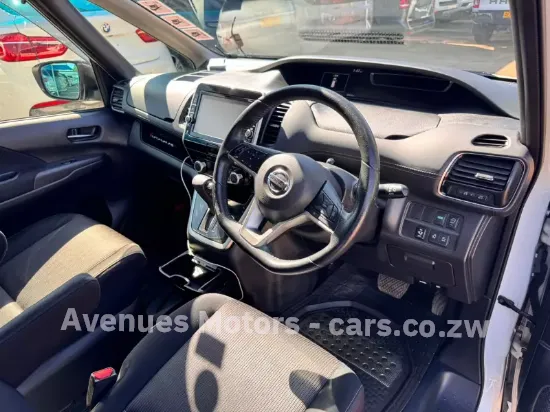 Picture of Nissan Serena 2016