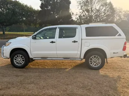 Picture of Toyota Hilux 2014