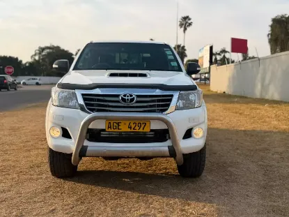 Picture of Toyota Hilux 2014