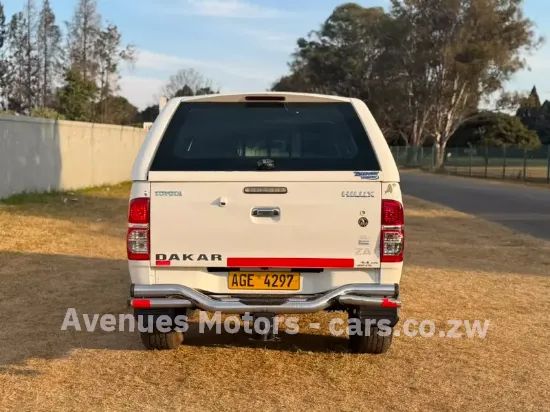Picture of Toyota Hilux 2014