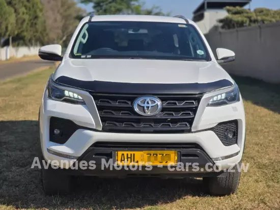 Picture of Toyota Fortuner 2021