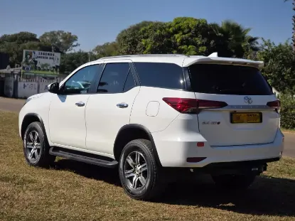 Picture of Toyota Fortuner 2021