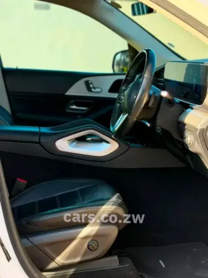 Picture of Mercedes Benz GLE 2020