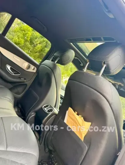 Picture of Mercedes Benz GLC 2017