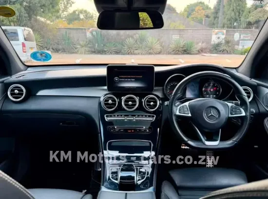 Picture of Mercedes Benz GLC 2017