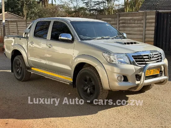 Picture of Toyota Hilux 2012