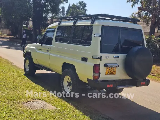 Picture of Toyota Land Cruiser 2018