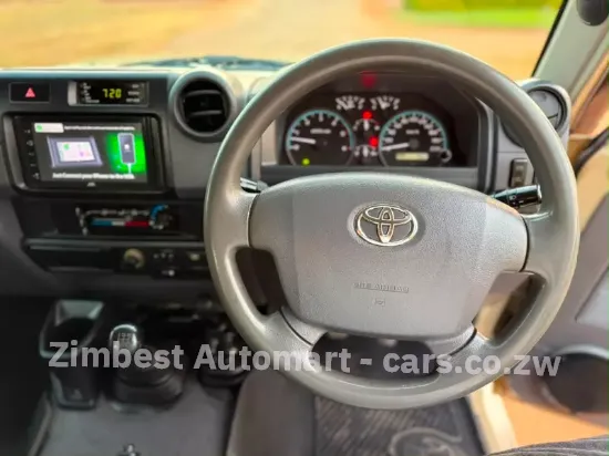 Picture of Toyota Land Cruiser 2019