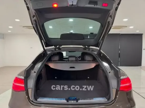 Picture of Mercedes Benz GLC 2017