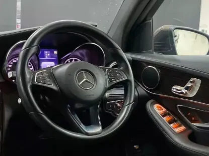 Picture of Mercedes Benz GLC 2017