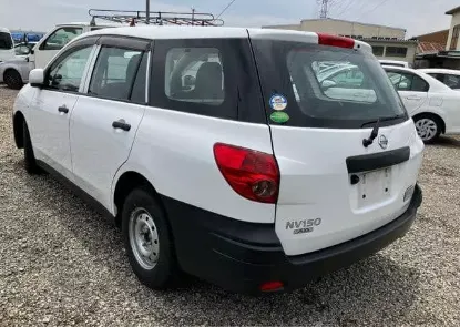 Picture of Nissan AD Van 2018