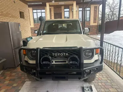 Picture of Integrated bullbars price ranges from 100 usd
