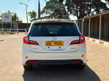 Picture of Honda Jade 2017
