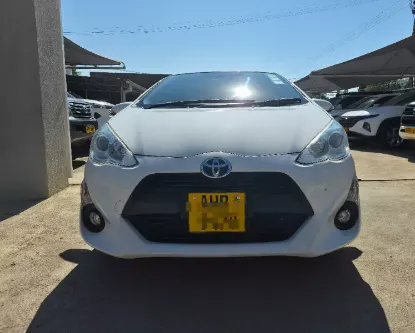 Picture of Toyota Aqua 2016