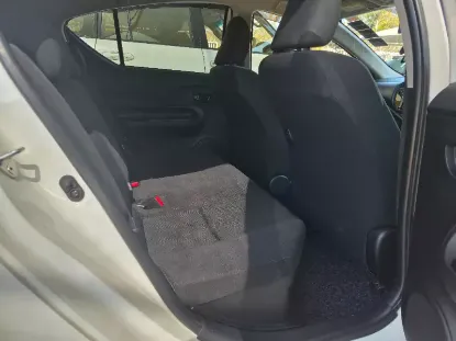 Picture of Toyota Aqua 2016