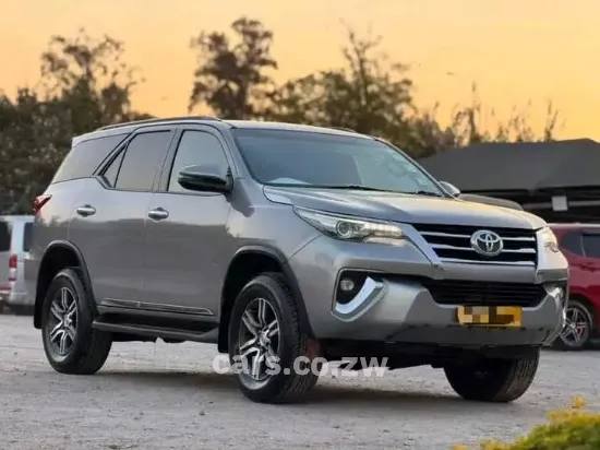 Picture of Toyota Fortuner 2020