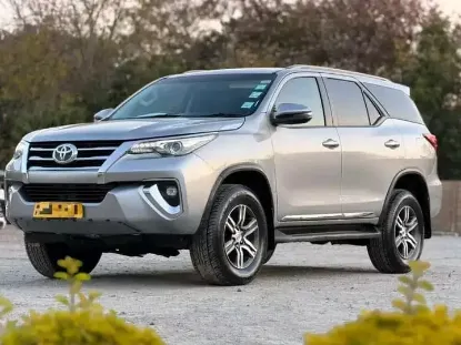 Picture of Toyota Fortuner 2020
