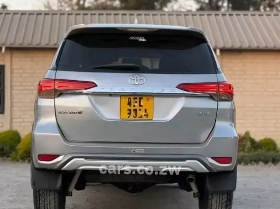 Picture of Toyota Fortuner 2020