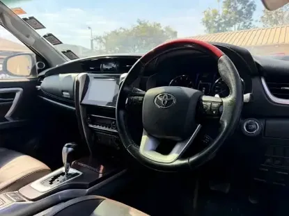 Picture of Toyota Fortuner 2020