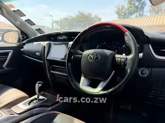 Picture of Toyota Fortuner 2020