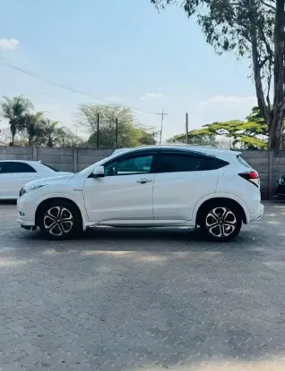 Picture of Honda Vezel 2016
