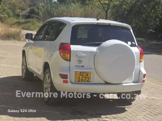 Picture of Toyota Rav4 2008