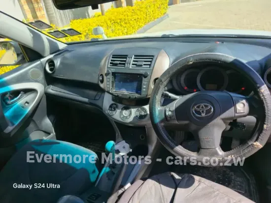 Picture of Toyota Rav4 2008