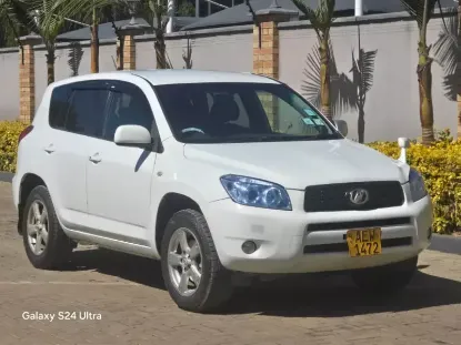 Picture of Toyota Rav4 2008
