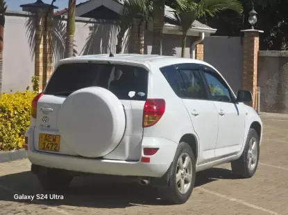 Picture of Toyota Rav4 2008